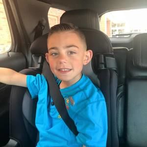 Meet your Posher, Dee